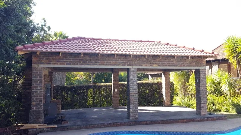 MJ Construction poolside structure