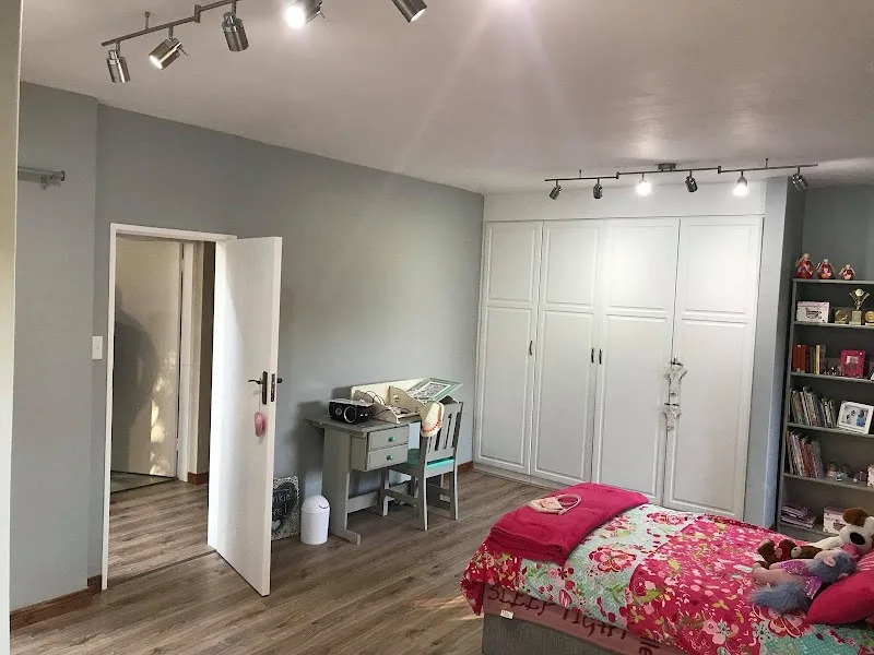 MJ Construction bedroom finish